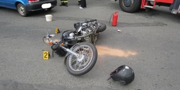 Řidička "sestřelila" 17letého motorkáře