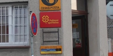 Okradla Českou poštu o 360.000