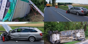 Po střetu s osobním vozem skončila dodávka na boku
