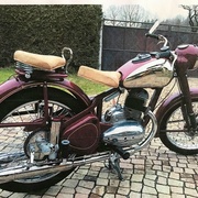 Ukradli mi Jawu Péráka 250
