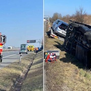 Převrácené vozidlo pro přepravu aut i osobní vůz mimo dálnici