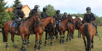 Policisté varují: O víkendu zabezpečujeme několik akcí