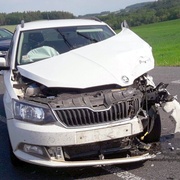 Střet dvou vozů, na místě přistával i vrtulník LZS