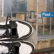 "Boty nebo ti píchnu céčko žloutenku!"