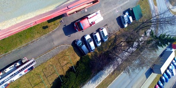 Poděkování hasičům i záchranářům za záchranu babičky