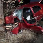 Aktualizováno: Vážná dopravní nehoda, o život řidiče nyní bojují lékaři