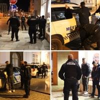Čtyři mladíci v centru Plzně uštvali, zbili a zkopali chlapce