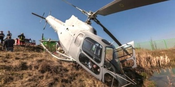 Na Modravě spadl vrtulník, pilot nepřežil