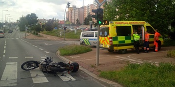 Střet motorky s autem v Bolevci