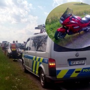 Cizinec při chybném předjíždění způsobil nehodu