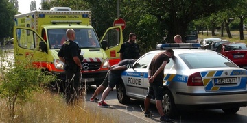 V Kralovicích napadli posádku záchranářů