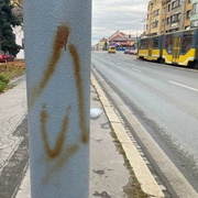 "Umělci" řádili na Klatovské třídě