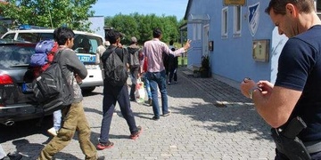 Dalších dvacet uprchlíků měl přivézt opět maďarský pašerák