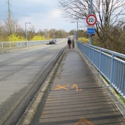Byli jste svědky sražení ženy cyklistou?