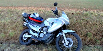 Motocyklista nezvládl řízení