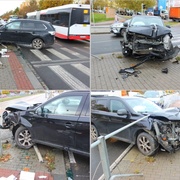Řidička srazila semafor a zdemolovala oplocení zastávky