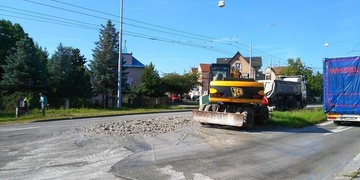 Další kamion v Plzni ztratil náklad