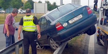 Kuriózní dopravní nehoda u Makra