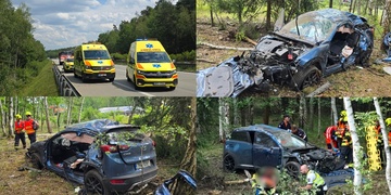 Vůz doslova vyletěl z dálnice, dopadl do lesa, několikrát se převrátil a řidič v něm zůstal zaklíněný