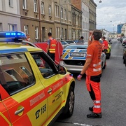 Dělník pád ze střechy domu nepřežil