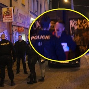 Chtěl sex na trojku, skončil však s přeraženým nosem