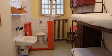 Vězeň se ve své cele oběsil