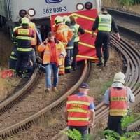 Aktualizujeme: Vlak srazil a usmrtil teprve dvacetiletého mladíka