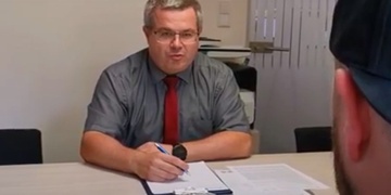 Jste v maléru či řešíte problém a nemáte na právníka?