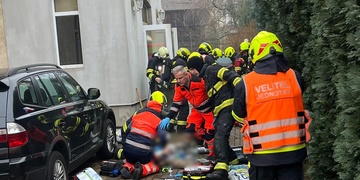 Požár rodinného domu nepřežil starší muž - aktualizováno