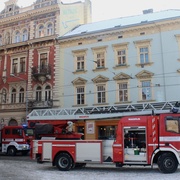 Hasiči a policisté dnes museli uzavřít část Solní ulice