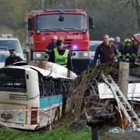 Autobus s plzeňskými fotbalisty havaroval - pět zraněných