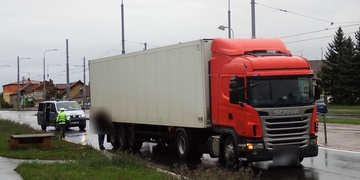 Opilý řidič kamionu jel přes Plzeň