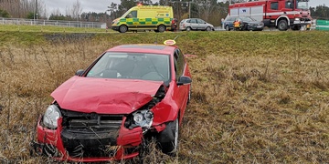 Střet dvou aut, na místě dvě zraněné ženy
