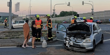 Střet dvou aut, na místě jedna zraněná žena