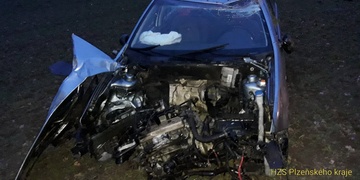 Čelní náraz do stromu