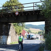 Řidič se v Běšinech pokusil odvézt viadukt