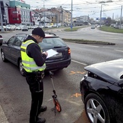Nehoda tří vozidel, přičemž dva ze tří řidičů měli pozitivní test na přítomnost alkoholu