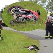 Motorkář smetl ženu, neměla šanci přežít