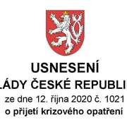 Od zítřka se uzavírají restaurace a zakazuje pití alkoholu na veřejnosti
