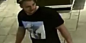 PÁTRÁNÍ: „Poznáte mě? Jsem frajer a mlátím lidi!“