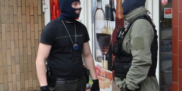 V centru Plzně zasahují policisté!