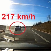 Předjel hlídku policie ve 217 km/h