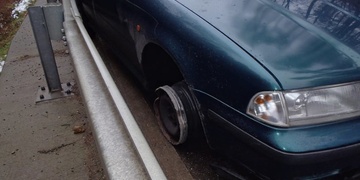 Jel na ráfku v protisměru a měl téměř šest promile