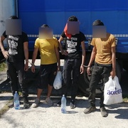 Afghánce dnes odpoledne zadrželi v bulharském kamionu