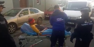 Cizinci měli muže zkopat a hodit do řeky