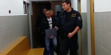 Soud dnes poslal Jaroslava Zatloukala do vazby