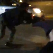 "Jak sis dovolil se mi podívat do očí ty bílá mrdko?"