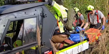 Desetiletá dívenka spadla ze skály