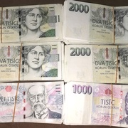 Vaše peníze ..., věřte mi! Ne, nevěřte a používejte mozek, pak vás neokradou!