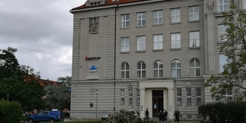 Druhá evakuace za čtyřiadvacet hodin